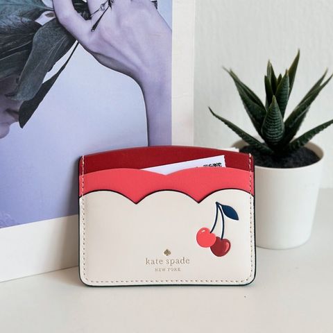 JuzBeauty_JuzBeautyMalaysia_JuzPretty_Authentic_Kbeauty_Malaysia_Skin_Care_Cosmetics_Jbeauty_Health_Care_korean_streetwear_US_Luxury_KATE SPADE K6147 Gemma Small Slim Card Holder Bing Cherry In Cream Multi 女款卡包2