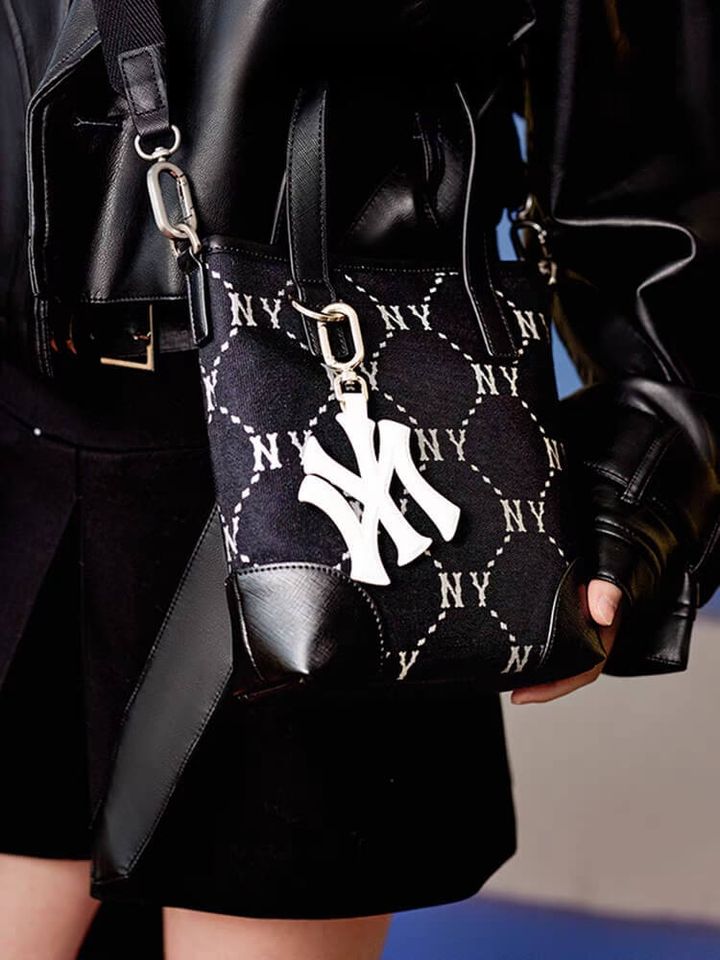 MLB Dia MONOGRAM Jacquard Mini Cross Bag 斜挎包 3ABQL014N6