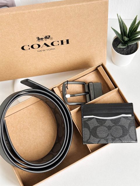 JuzBeauty_JuzBeautyMalaysia_JuzPretty_Authentic_Kbeauty_Malaysia_Skin_Care_Cosmetics_Jbeauty_Health_Care_korean_streetwear_US_Luxury_COACH C8278 Boxed Card Case And Belt Gift Set In Colorblock Signature Canvas 男款卡包腰带礼盒9