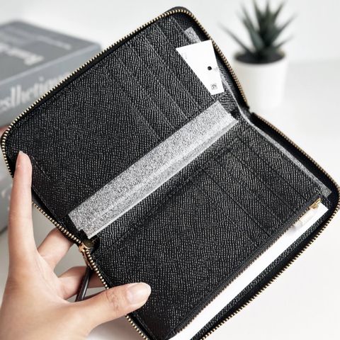 JuzBeauty_JuzBeautyMalaysia_JuzPretty_Authentic_Kbeauty_Malaysia_Skin_Care_Cosmetics_Jbeauty_Health_Care_korean_streetwear_US_Luxury_COACH CL194 Medium Zip Around Wallet In Black 女款长钱包1