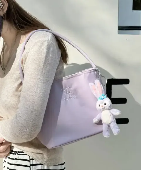 JuzBeauty-JuzBeautyMalaysia-JuzPretty-Authentic-Kbeauty-Malaysia-Skin-Care-Cosmetics-Jbeauty-Health-Care-korean-streetwear-MUCU AND EBONY Nearest Bag 两用尼龙包7