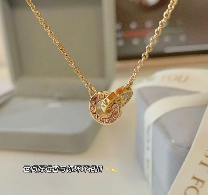 JuzBeauty_JuzBeautyMalaysia_JuzPretty_Authentic_Kbeauty_Malaysia_Skin_Care_Cosmetics_Jbeauty_Health_Care_korean_streetwear_US_Luxury_COACH 91441 CO233 Interlocking Open Circle Pendant Necklace 项链1