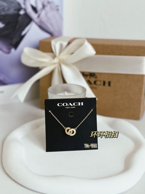 JuzBeauty_JuzBeautyMalaysia_JuzPretty_Authentic_Kbeauty_Malaysia_Skin_Care_Cosmetics_Jbeauty_Health_Care_korean_streetwear_US_Luxury_COACH 91441 CO233 Interlocking Open Circle Pendant Necklace 项链3