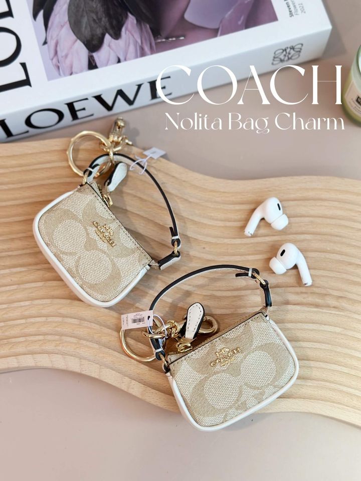 JuzBeauty_JuzBeautyMalaysia_JuzPretty_Authentic_Kbeauty_Malaysia_Skin_Care_Cosmetics_Jbeauty_Health_Care_korean_streetwear_US_Luxury_COACH CG761 Mini Nolita Bag Charm In Signature Canvas 挂件3
