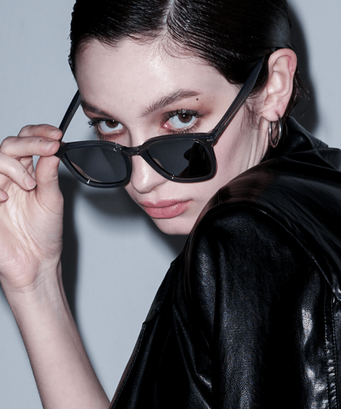 JuzBeauty-JuzBeautyMalaysia-JuzPretty-Authentic-Kbeauty-Malaysia-Skin-Care-Cosmetics-Jbeauty-Health-Care-korean-streetwear-BLUE ELEPHANT Dustin 太阳眼镜7