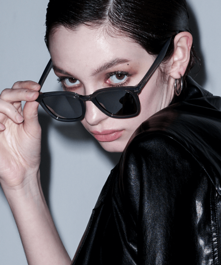 JuzBeauty-JuzBeautyMalaysia-JuzPretty-Authentic-Kbeauty-Malaysia-Skin-Care-Cosmetics-Jbeauty-Health-Care-korean-streetwear-BLUE ELEPHANT Dustin 太阳眼镜7