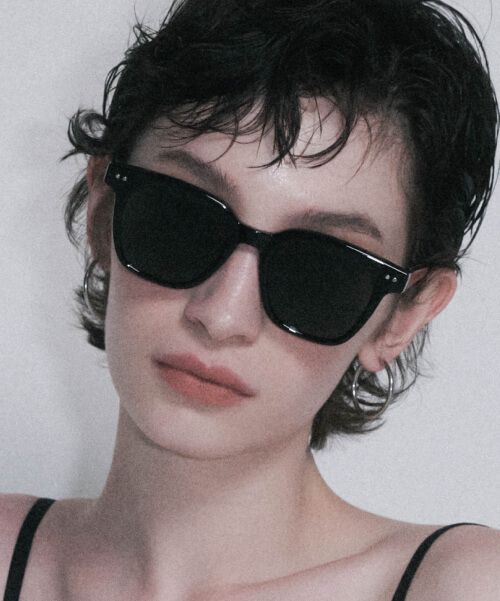 JuzBeauty-JuzBeautyMalaysia-JuzPretty-Authentic-Kbeauty-Malaysia-Skin-Care-Cosmetics-Jbeauty-Health-Care-korean-streetwear-BLUE ELEPHANT Deps 太阳眼镜5