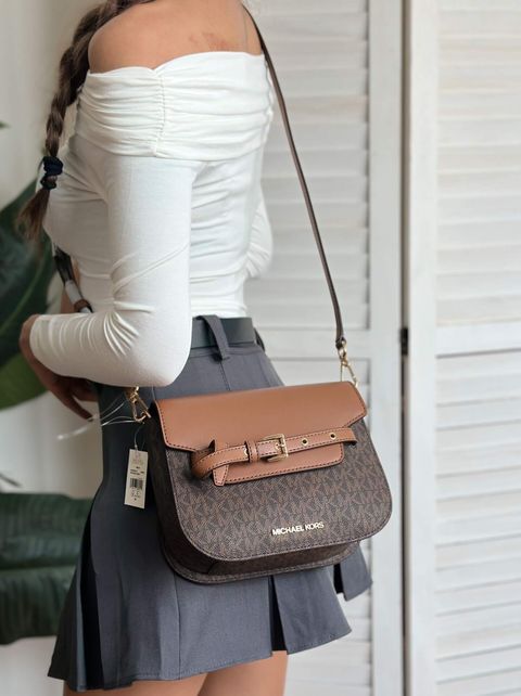 JuzBeauty_JuzBeautyMalaysia_JuzPretty_Authentic_Kbeauty_Malaysia_Skin_Care_Cosmetics_Jbeauty_Health_Care_korean_streetwear_US_Luxury_MICHAEL KORS 35S2GU5C1B Emilia Small Logo Crossbody Bag In Brown 斜挎包10