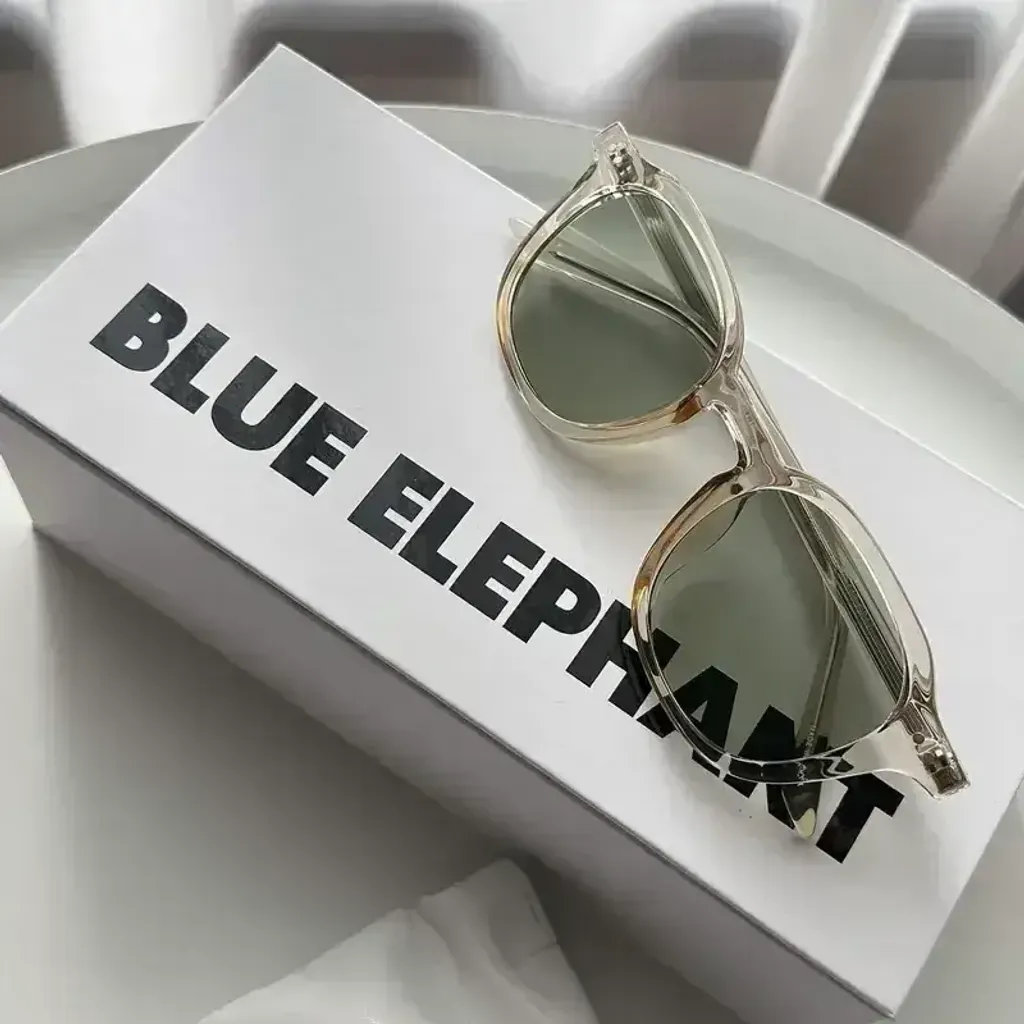 JuzBeauty-JuzBeautyMalaysia-JuzPretty-Authentic-Kbeauty-Malaysia-Skin-Care-Cosmetics-Jbeauty-Health-Care-korean-streetwear-BLUE ELEPHANT Andy-S 墨镜15