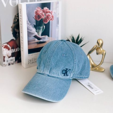 JuzBeauty_JuzBeautyMalaysia_JuzPretty_Authentic_Kbeauty_Malaysia_Skin_Care_Cosmetics_Jbeauty_Health_Care_korean_streetwear_US_Luxury_CALVIN KLEIN Baseball Cap In Denim 棒球帽2