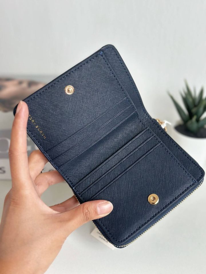 JuzBeauty_JuzBeautyMalaysia_JuzPretty_Authentic_Kbeauty_Malaysia_Skin_Care_Cosmetics_Jbeauty_Health_Care_korean_streetwear_US_Luxury_TORY BURCH 147606 Emerson Mini Wallet In Navy 女款钱包2