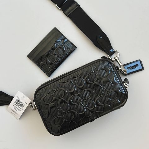 JuzBeauty_JuzBeautyMalaysia_JuzPretty_Authentic_Kbeauty_Malaysia_Skin_Care_Cosmetics_Jbeauty_Health_Care_korean_streetwear_US_Luxury_COACH CV420 Wyatt Crossbody In Signature Leather In Black 男款斜挎包1
