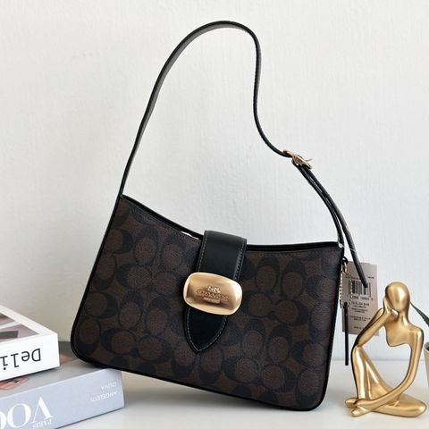 JuzBeauty_JuzBeautyMalaysia_JuzPretty_Authentic_Kbeauty_Malaysia_Skin_Care_Cosmetics_Jbeauty_Health_Care_korean_streetwear_US_Luxury_COACH CP005 Eliza Shoulder Bag In Signature Canvas Brown Black 腋下包1