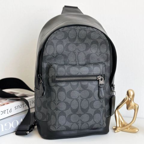JuzBeauty_JuzBeautyMalaysia_JuzPretty_Authentic_Kbeauty_Malaysia_Skin_Care_Cosmetics_Jbeauty_Health_Care_korean_streetwear_US_Luxury_COACH 2853 West Pack In Signature Canvas Charcoal Black 男款胸包1