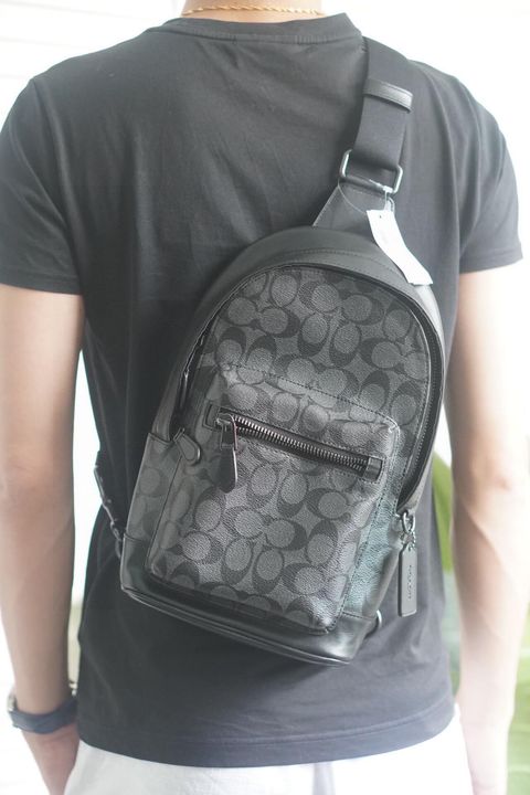 JuzBeauty_JuzBeautyMalaysia_JuzPretty_Authentic_Kbeauty_Malaysia_Skin_Care_Cosmetics_Jbeauty_Health_Care_korean_streetwear_US_Luxury_COACH 2853 West Pack In Signature Canvas Charcoal Black 男款胸包3