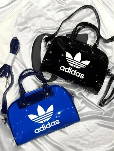 JuzBeauty-JuzBeautyMalaysia-JuzPretty-Authentic-Kbeauty-Malaysia-Skin-Care-Cosmetics-Jbeauty-Health-Care-korean-streetwear-ADIDAS Adicolor Mini Bowling Bag 保龄球包7