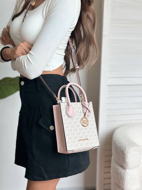 JuzBeauty_JuzBeautyMalaysia_JuzPretty_Authentic_Kbeauty_Malaysia_Skin_Care_Cosmetics_Jbeauty_Health_Care_korean_streetwear_US_Luxury_MICHAEL KORS 35T1GM9C0l Mercer Extra-small Pebbled Leather Crossbody Bag Pink 琴谱包 4