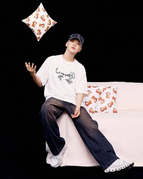 JuzBeauty-JuzBeautyMalaysia-JuzPretty-Authentic-Kbeauty-Malaysia-Skin-Care-Cosmetics-Jbeauty-Health-Care-korean-streetwear-ADLV x Hoshi 2024 Short Sleeve T-Shirt 上衣10