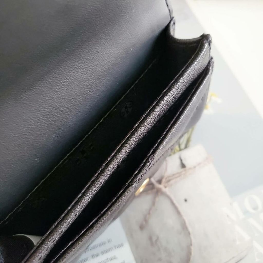 JuzBeauty_JuzBeautyMalaysia_JuzPretty_Authentic_Kbeauty_Malaysia_Skin_Care_Cosmetics_Jbeauty_Health_Care_korean_streetwear_US_Luxury_TORY BURCH 150075 Willa Card Case In Black 卡包2