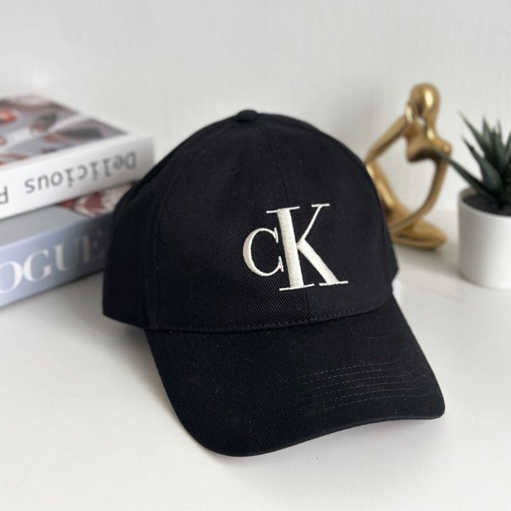 JuzBeauty_JuzBeautyMalaysia_JuzPretty_Authentic_Kbeauty_Malaysia_Skin_Care_Cosmetics_Jbeauty_Health_Care_korean_streetwear_US_Luxury_CALVIN KLEIN SP40599299 Baseball Cap In Black 棒球帽1