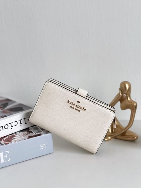 JuzBeauty_JuzBeautyMalaysia_JuzPretty_Authentic_Kbeauty_Malaysia_Skin_Care_Cosmetics_Jbeauty_Health_Care_korean_streetwear_US_Luxury_KATE SPADE KC580 Madison Medium Compact Bifold Wallet In White 女款钱包3