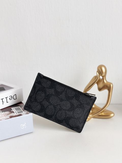 JuzBeauty_JuzBeautyMalaysia_JuzPretty_Authentic_Kbeauty_Malaysia_Skin_Care_Cosmetics_Jbeauty_Health_Care_korean_streetwear_US_Luxury_COACH CV764 Zip Card Case In Signature Canvas 男款卡包4