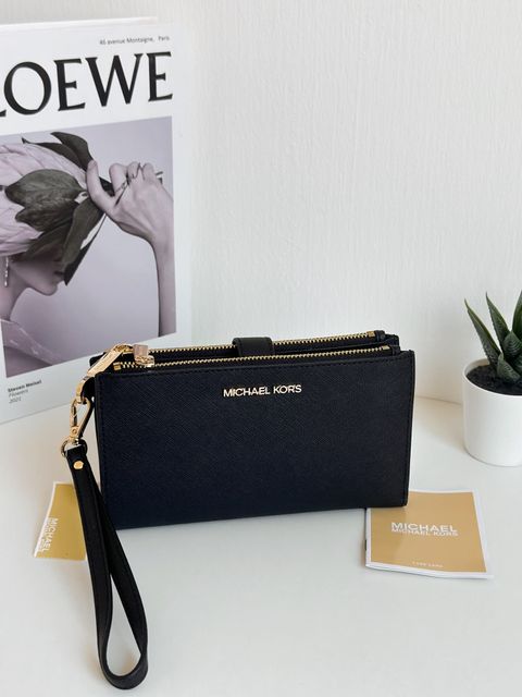 JuzBeauty_JuzBeautyMalaysia_JuzPretty_Authentic_Kbeauty_Malaysia_Skin_Care_Cosmetics_Jbeauty_Health_Care_korean_streetwear_US_Luxury_MICHAEL KORS 35F8GTVW0L Jet Set Travel Double Zip Wristlet In Black 女款手拿包1