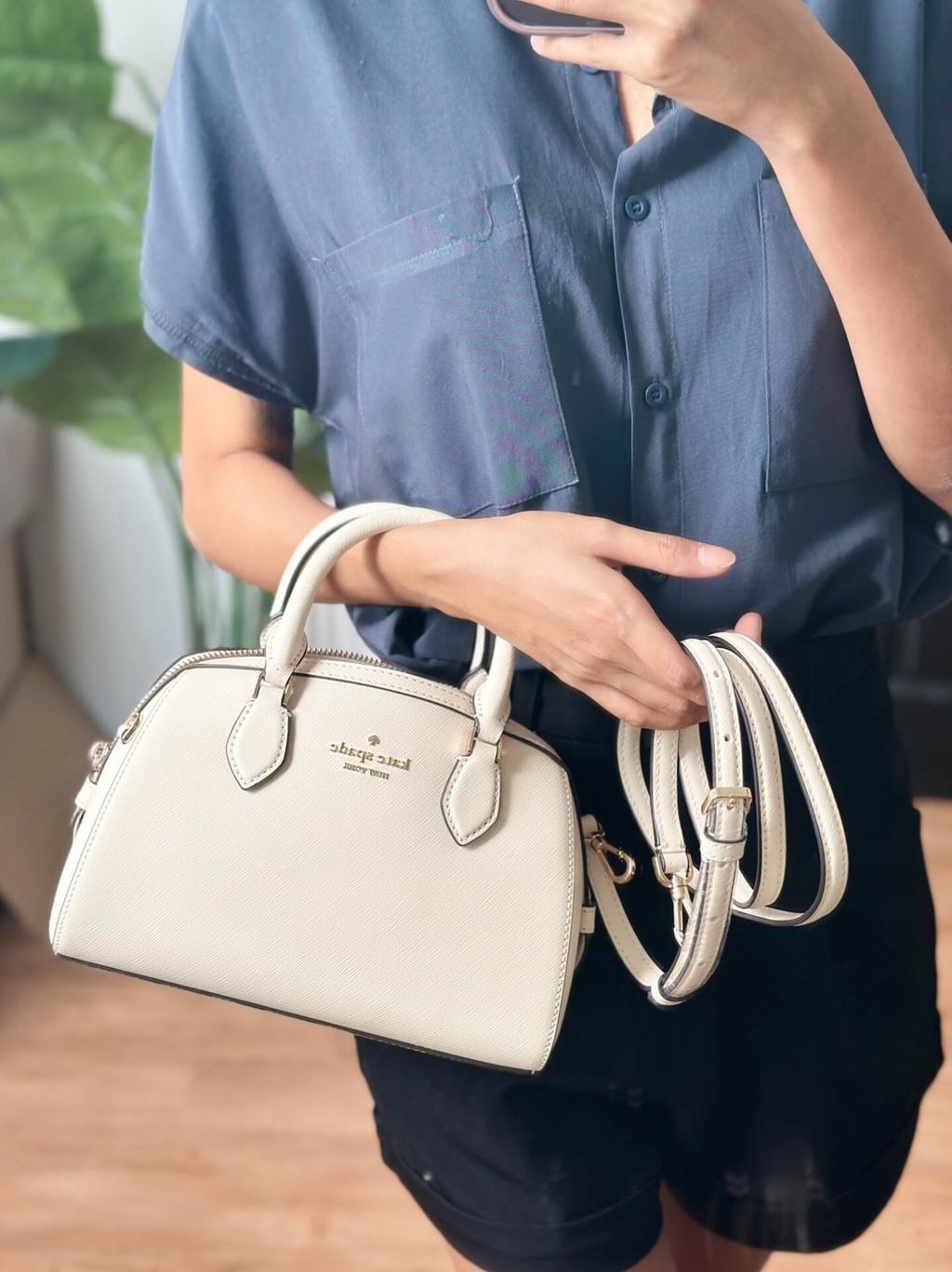 JuzBeauty_JuzBeautyMalaysia_JuzPretty_Authentic_Kbeauty_Malaysia_Skin_Care_Cosmetics_Jbeauty_Health_Care_korean_streetwear_US_Luxury_KATE SPADE KF493 Madison Saffiano Leather Small Duffle Crossbody In Meringue 枕头包1