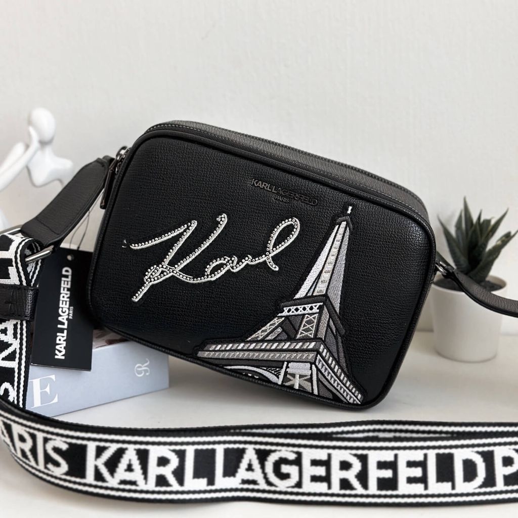 JuzBeauty_JuzBeautyMalaysia_JuzPretty_Authentic_Kbeauty_Malaysia_Skin_Care_Cosmetics_Jbeauty_Health_Care_korean_streetwear_US_Luxury_KARL LAGERFELD LH4EZ9BJ Eiffel Tower Camera Crossbody In Black 相机包1