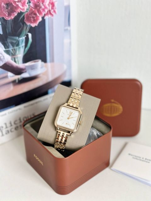 JuzBeauty_JuzBeautyMalaysia_JuzPretty_Authentic_Kbeauty_Malaysia_Skin_Care_Cosmetics_Jbeauty_Health_Care_korean_streetwear_US_Luxury_FOSSIL BQ3832 Colleen Three-hand Gold-tone Stainless Steel Watch 女款手表3