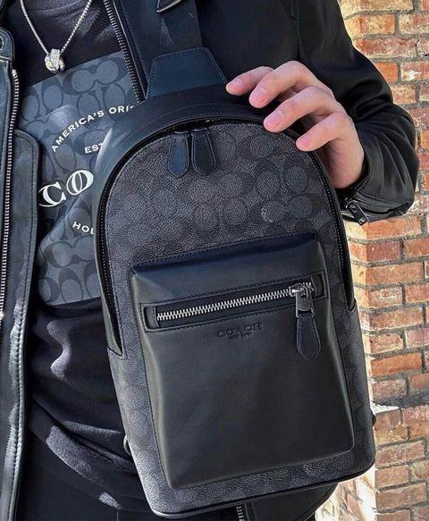 JuzBeauty_JuzBeautyMalaysia_JuzPretty_Authentic_Kbeauty_Malaysia_Skin_Care_Cosmetics_Jbeauty_Health_Care_korean_streetwear_US_Luxury_COACH CV924 West Pack In Signature Canvas In Black 男款胸包2