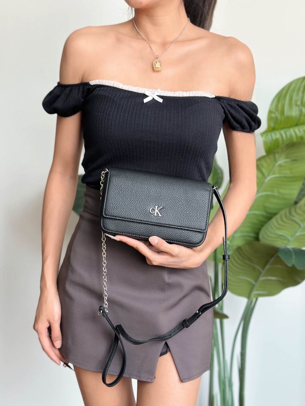 Cosmetics_Jbeauty_Health_Care_korean_streetwear_US_Luxury_CALVIN KLEIN SP40599256 Flap Crossbody Woc Camera Bag In Black 斜挎包2