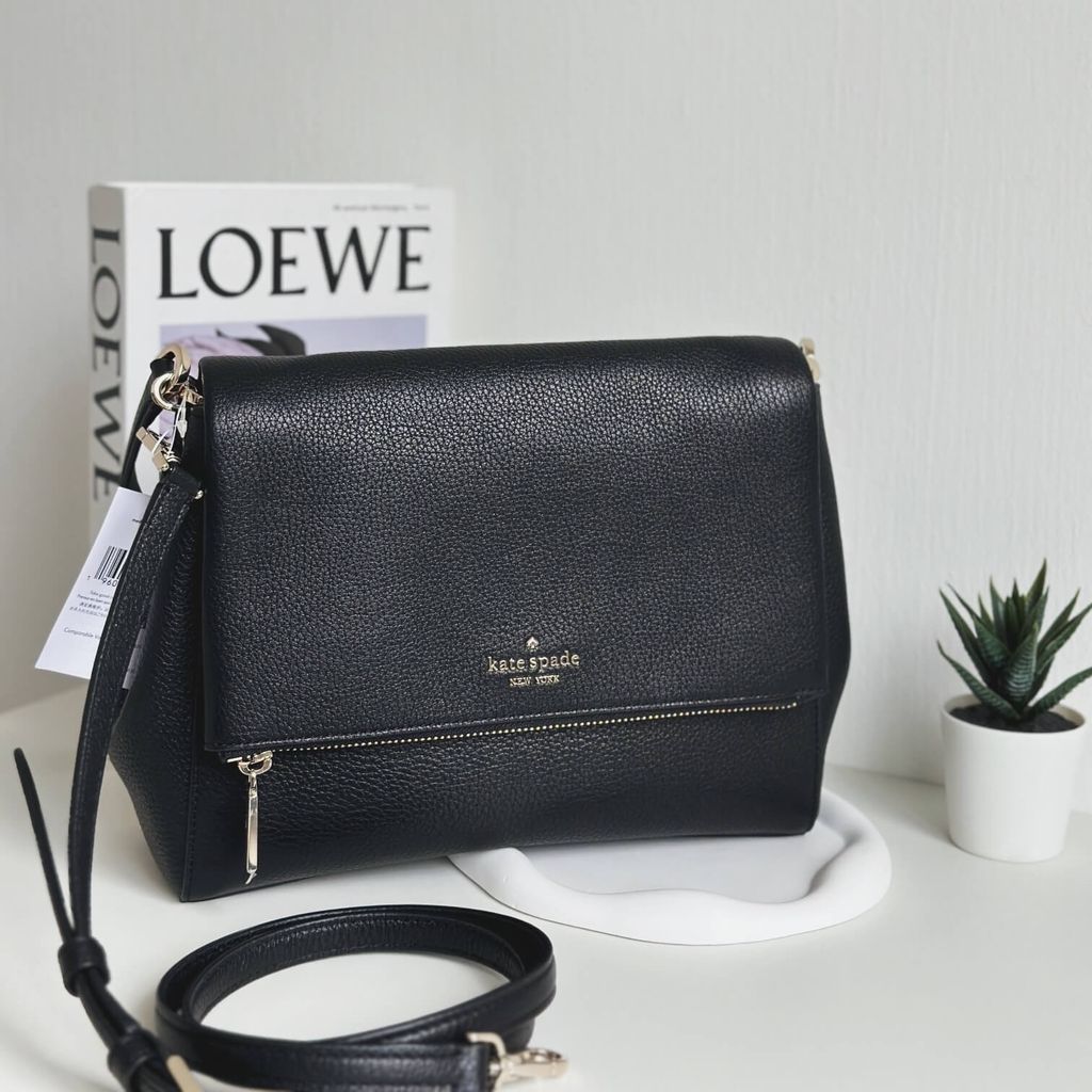 JuzBeauty_JuzBeautyMalaysia_JuzPretty_Authentic_Kbeauty_Malaysia_Skin_Care_Cosmetics_Jbeauty_Health_Care_korean_streetwear_US_Luxury_KATE SPADE K6029 Leila Medium Flap Shoulder Bag In Black 单肩包5