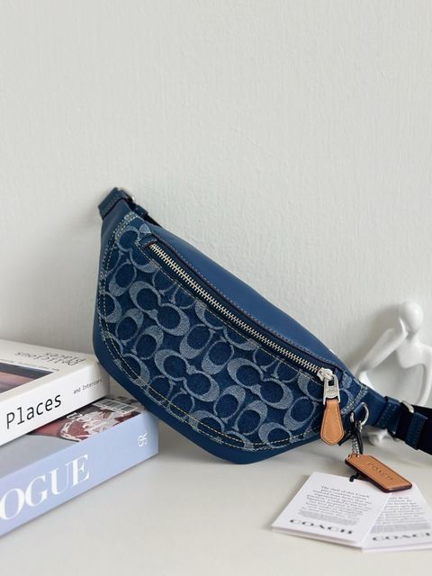 JuzBeauty_JuzBeautyMalaysia_JuzPretty_Authentic_Kbeauty_Malaysia_Skin_Care_Cosmetics_Jbeauty_Health_Care_korean_streetwear_US_Luxury_COACH CY886 Warren Mini Belt Bag In Signature Denim 胸包3