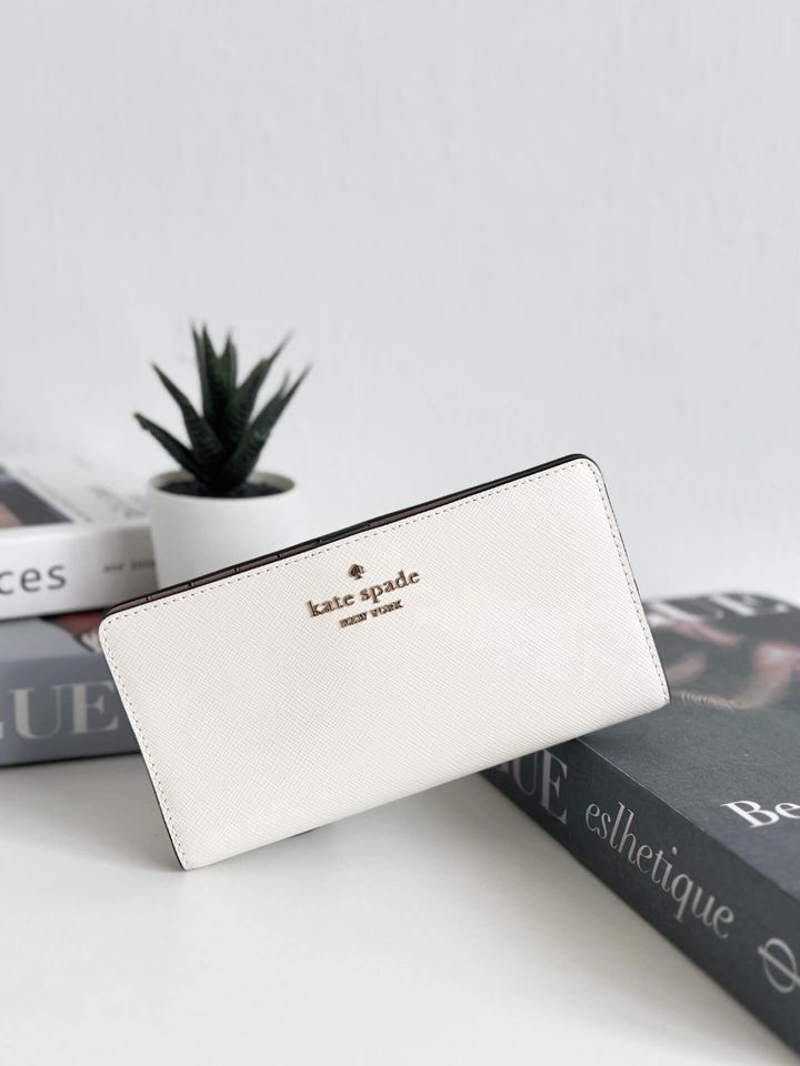 JuzBeauty_JuzBeautyMalaysia_JuzPretty_Authentic_Kbeauty_Malaysia_Skin_Care_Cosmetics_Jbeauty_Health_Care_korean_streetwear_US_Luxury_KATE SPADE KI366 Madison Large Slim Bifold Wallet In Meringue 女款钱包1