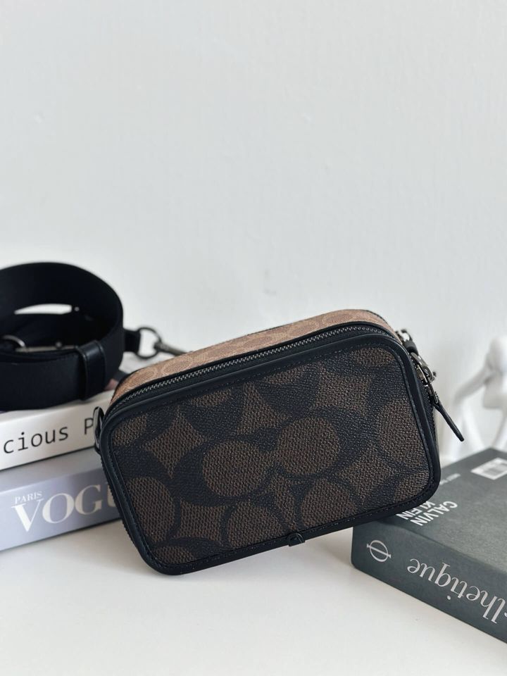 JuzBeauty_JuzBeautyMalaysia_JuzPretty_Authentic_Kbeauty_Malaysia_Skin_Care_Cosmetics_Jbeauty_Health_Care_korean_streetwear_US_Luxury_COACH CAB80 Wyatt Crossbody Bag In Blocked Signature Canvas Walnut-Tan 相机包7