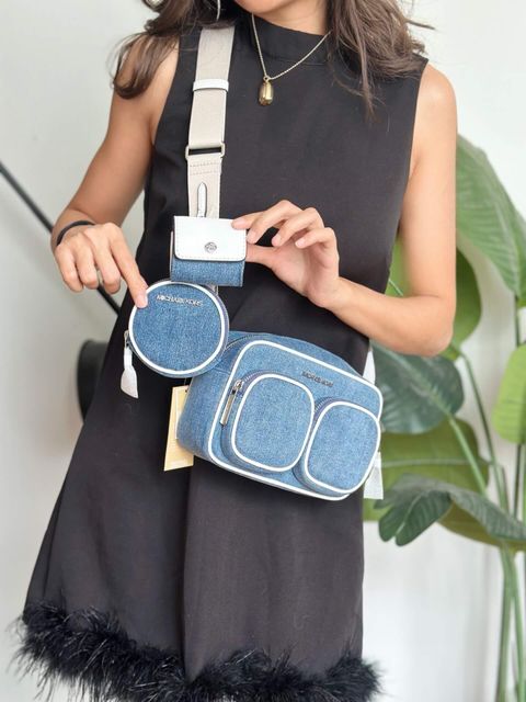 JuzBeauty_JuzBeautyMalaysia_JuzPretty_Authentic_Kbeauty_Malaysia_Skin_Care_Cosmetics_Jbeauty_Health_Care_korean_streetwear_US_Luxury_MICHAEL KORS 35R5STTC2C 3 IN 1 Jet Set Medium Denim Crossbody Bag with Case for Apple Airpods Pro 相机包3