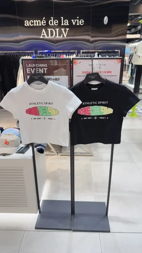 JuzBeauty-JuzBeautyMalaysia-JuzPretty-Authentic-Kbeauty-Malaysia-Skin-Care-Cosmetics-Jbeauty-Health-Care-korean-streetwear-ADLV Circle Frame Logo Crop Short Sleeve T-Shirt 短版上衣5