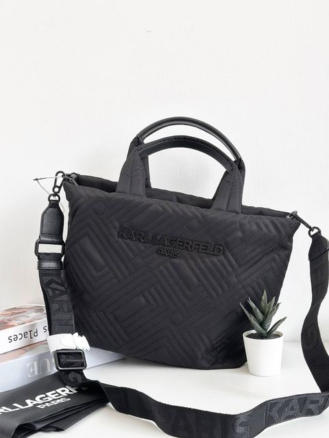 JuzBeauty_JuzBeautyMalaysia_JuzPretty_Authentic_Kbeauty_Malaysia_Skin_Care_Cosmetics_Jbeauty_Health_Care_korean_streetwear_US_Luxury_KARL LAGERFELD LH5AE4CX Voyage Nylon Tote In Black 托特包4