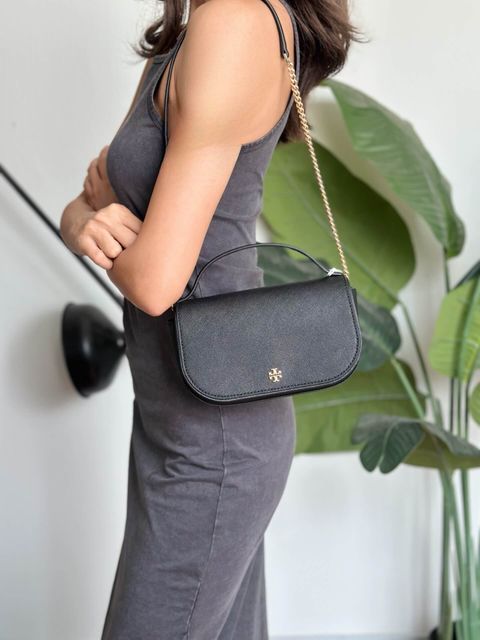 JuzBeauty_JuzBeautyMalaysia_JuzPretty_Authentic_Kbeauty_Malaysia_Skin_Care_Cosmetics_Jbeauty_Health_Care_korean_streetwear_US_Luxury_TORY BURCH 134841 Emerson Top Handle In Black 斜挎包2