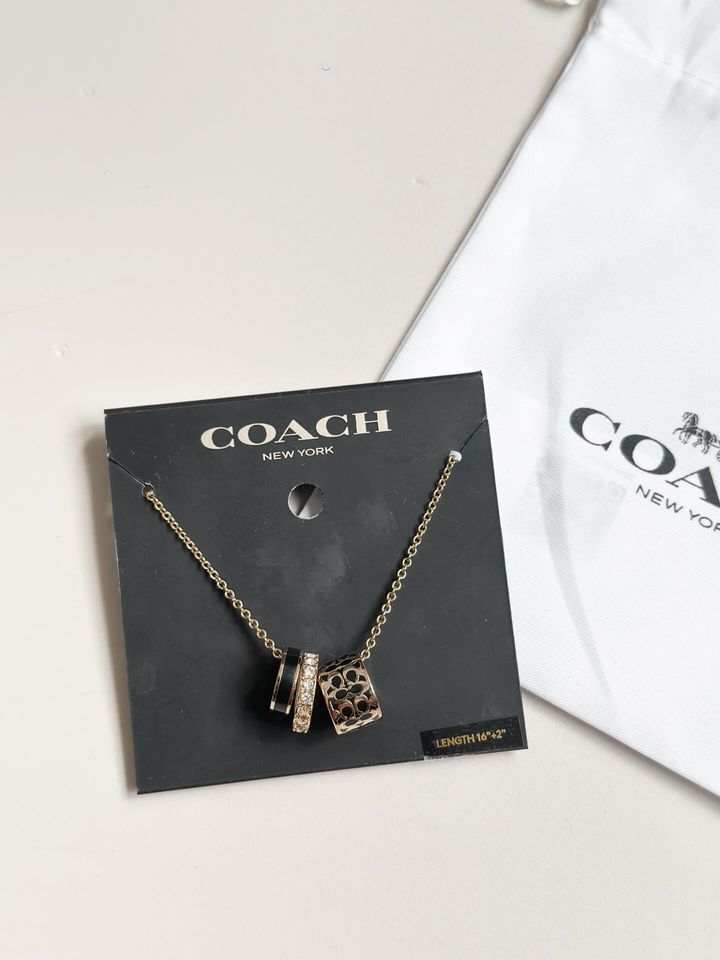 JuzBeauty_JuzBeautyMalaysia_JuzPretty_Authentic_Kbeauty_Malaysia_Skin_Care_Cosmetics_Jbeauty_Health_Care_korean_streetwear_US_Luxury_COACH C9446 Signature Enamel Necklace In Black 项链2