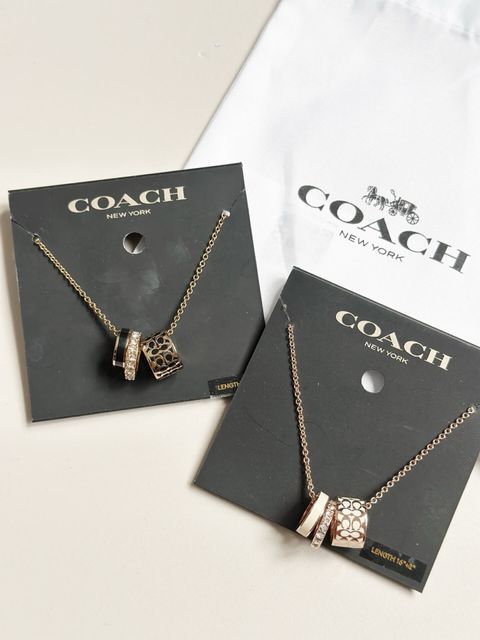 JuzBeauty_JuzBeautyMalaysia_JuzPretty_Authentic_Kbeauty_Malaysia_Skin_Care_Cosmetics_Jbeauty_Health_Care_korean_streetwear_US_Luxury_COACH C9446 Signature Enamel Necklace In Black 项链3