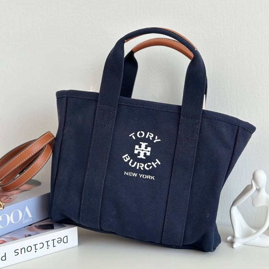 JuzBeauty_JuzBeautyMalaysia_JuzPretty_Authentic_Kbeauty_Malaysia_Skin_Care_Cosmetics_Jbeauty_Health_Care_korean_streetwear_US_Luxury_TORY BURCH 156529 Canvas Small Tote Bag Crossbody In Warm Night 托特包1