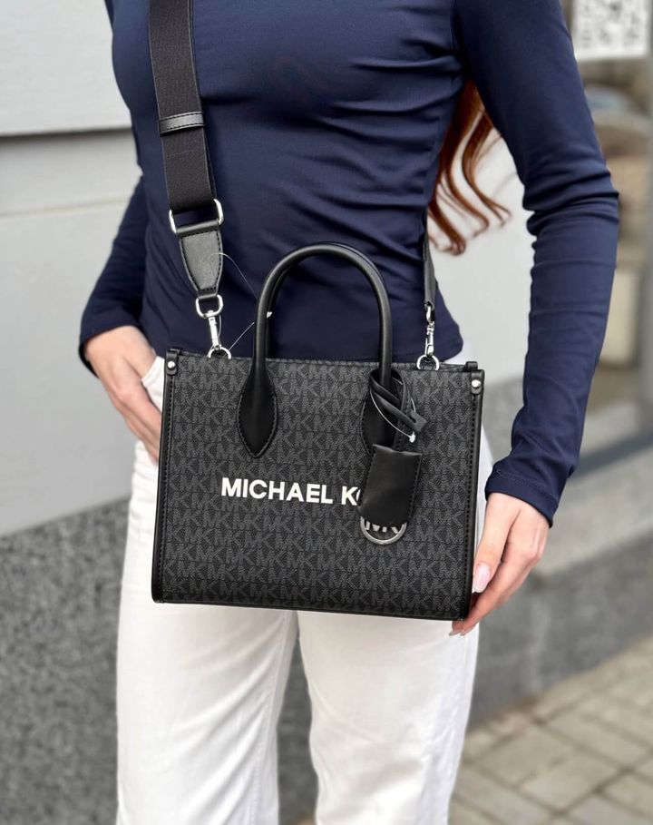 JuzBeauty_JuzBeautyMalaysia_JuzPretty_Authentic_Kbeauty_Malaysia_Skin_Care_Cosmetics_Jbeauty_Health_Care_korean_streetwear_US_Luxury_MICHAEL KORS 35R5S7ZT1B Mirella Small Signature Logo Crossbody Bag 斜挎包4