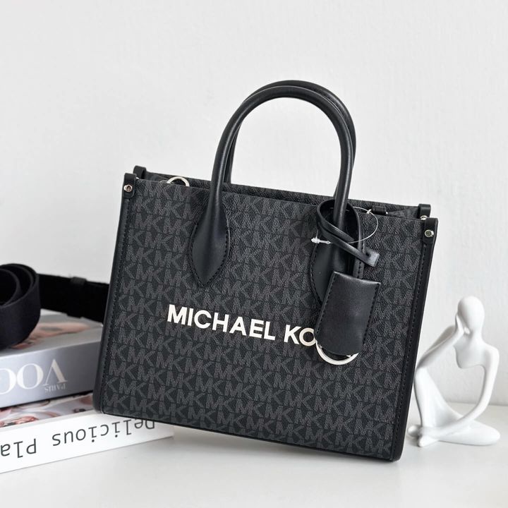 JuzBeauty_JuzBeautyMalaysia_JuzPretty_Authentic_Kbeauty_Malaysia_Skin_Care_Cosmetics_Jbeauty_Health_Care_korean_streetwear_US_Luxury_MICHAEL KORS 35R5S7ZT1B Mirella Small Signature Logo Crossbody Bag 斜挎包1