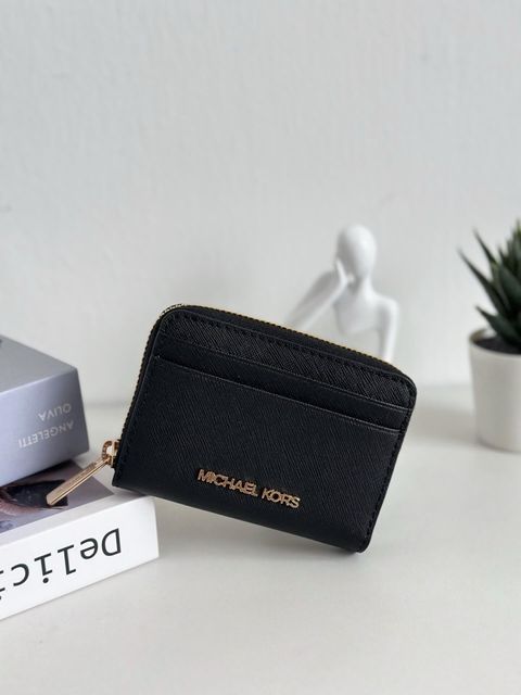 JuzBeauty_JuzBeautyMalaysia_JuzPretty_Authentic_Kbeauty_Malaysia_Skin_Care_Cosmetics_Jbeauty_Health_Care_korean_streetwear_US_Luxury_MICHAEL KORS 35H8GTVZ1L Jet Set Travel Medium Saffiano Leather Wallet In Black 女款钱包1