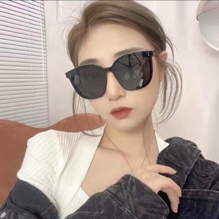 JuzBeauty-JuzBeautyMalaysia-JuzPretty-Authentic-Kbeauty-Malaysia-Skin-Care-Cosmetics-Jbeauty-Health-Care-korean-streetwear-GENTLE MONSTER Rosy 01 墨鏡6