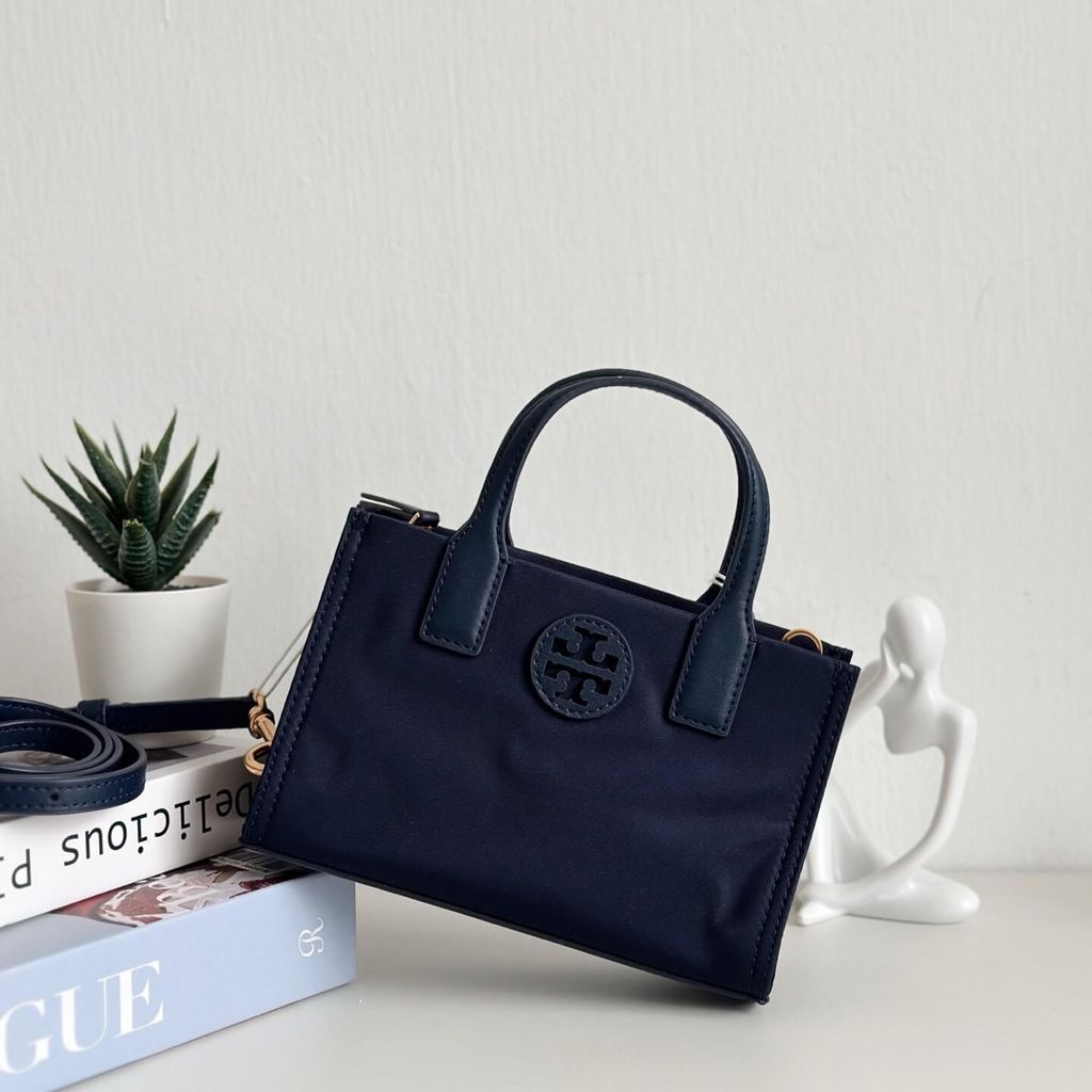 JuzBeauty_JuzBeautyMalaysia_JuzPretty_Authentic_Kbeauty_Malaysia_Skin_Care_Cosmetics_Jbeauty_Health_Care_korean_streetwear_US_Luxury_TORY BURCH 146437 Ella Mini Tote In Navy 托特包1