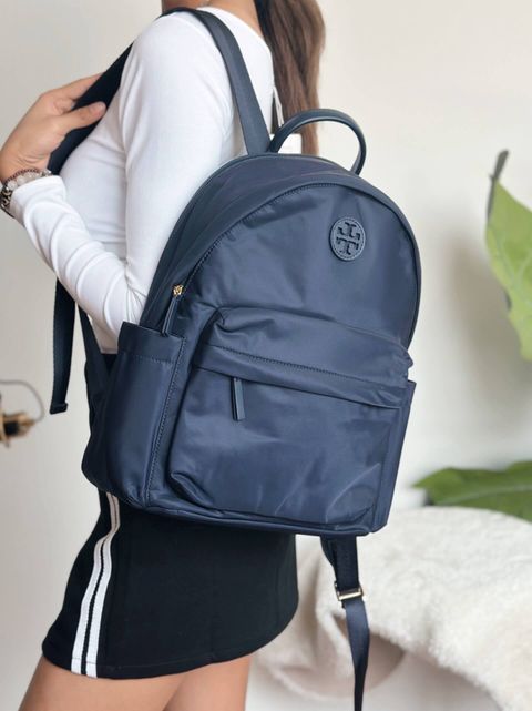 JuzBeauty_JuzBeautyMalaysia_JuzPretty_Authentic_Kbeauty_Malaysia_Skin_Care_Cosmetics_Jbeauty_Health_Care_korean_streetwear_US_Luxury_TORY BURCH 88368 Ella Nylon Backpack Bag In Navy 背包8