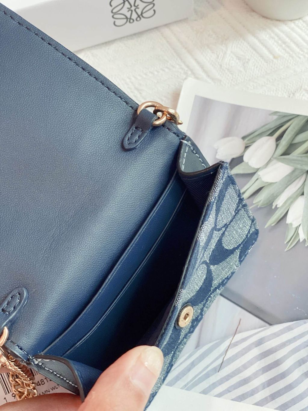 JuzBeauty_JuzBeautyMalaysia_JuzPretty_Authentic_Kbeauty_Malaysia_Skin_Care_Cosmetics_Jbeauty_Health_Care_korean_streetwear_US_Luxury_COACH C8667 Mini Wallet On Chain In Signature Chambray 迷你斜挎包8